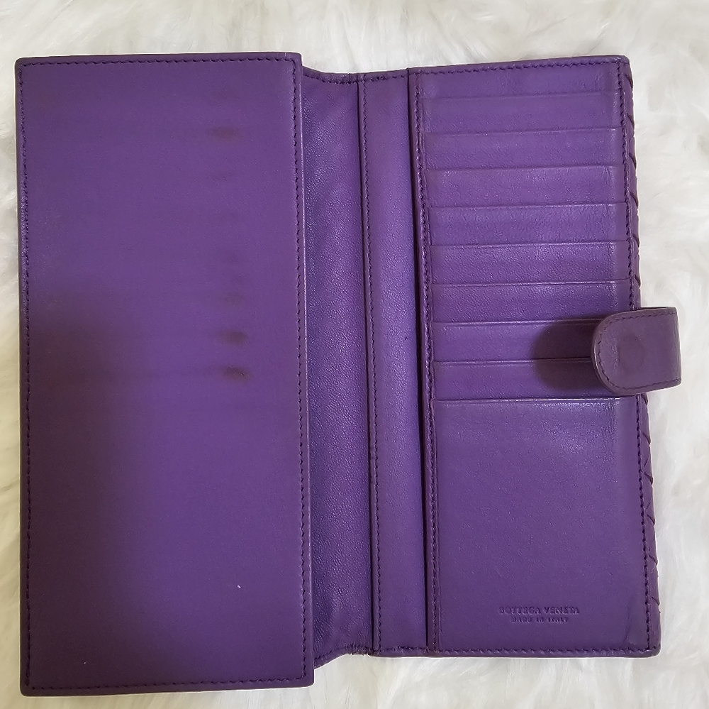💕🎶🎉HOST PICK🎉🎶💕Authentic Bottega Veneta Intrecciato long wallet - Picture 5 of 17